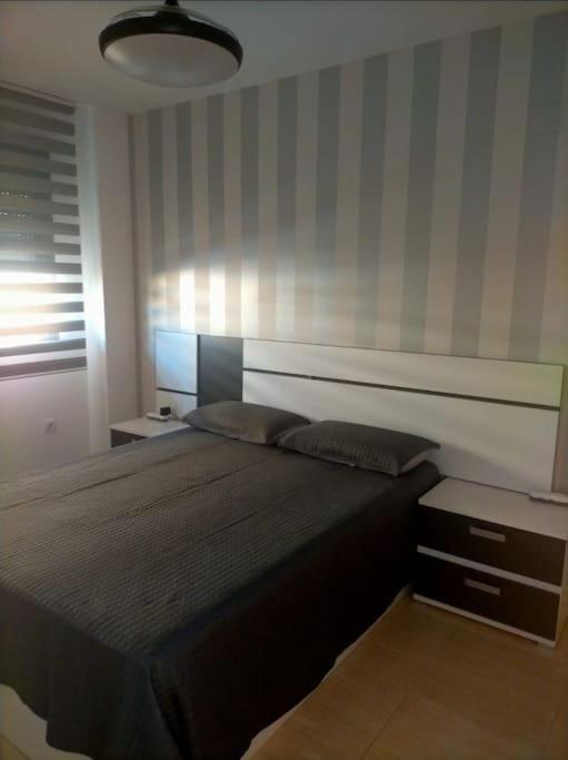 Apartamento Moderno Con Piscina Garaje Wifi Ac إل كامبيلو المظهر الخارجي الصورة